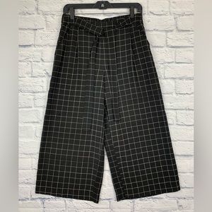 Women’s Maison Jules Black White Check Plaid Cropped Wide Leg Pants Size 4